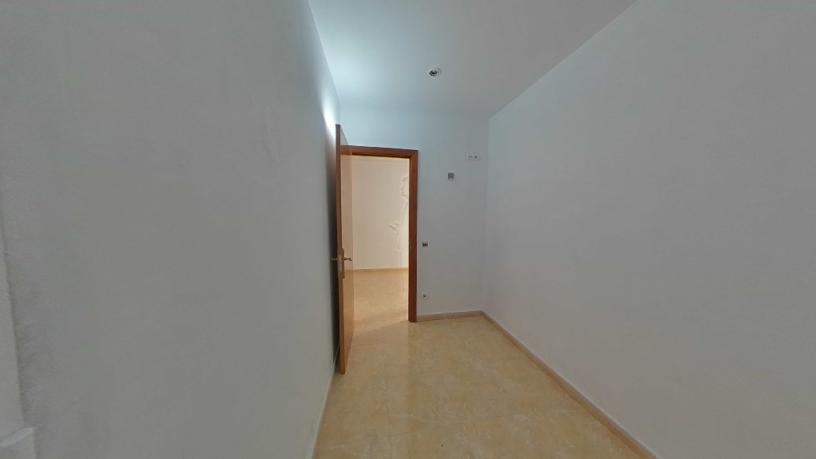 Flat for sale in calle Ferrocarrils Catalans