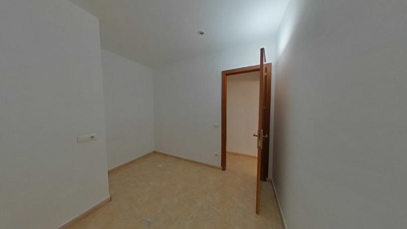 Flat for sale in calle Ferrocarrils Catalans