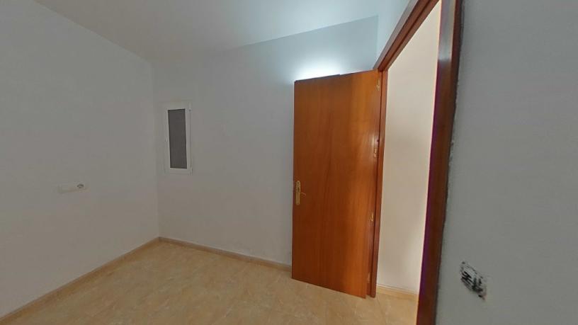 Flat for sale in calle Ferrocarrils Catalans