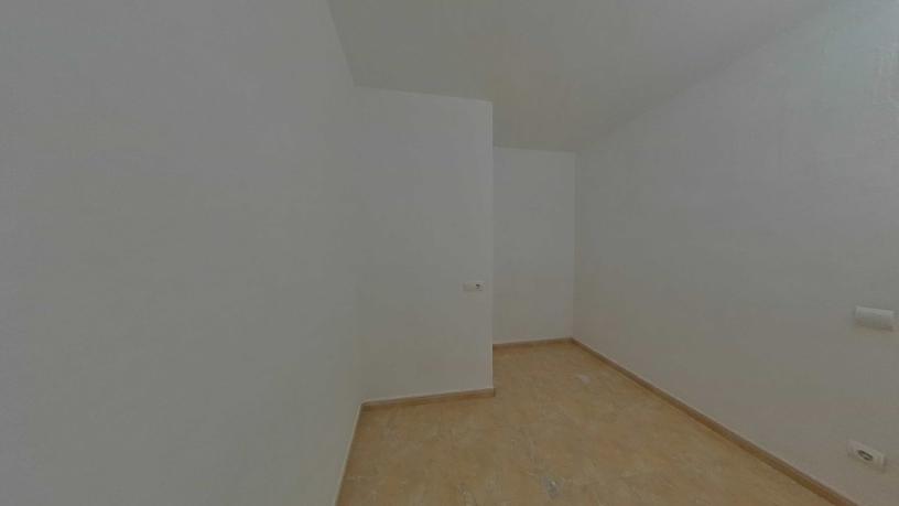 Flat for sale in calle Ferrocarrils Catalans