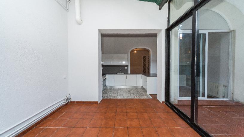 Flat for sale in calle Vallirana