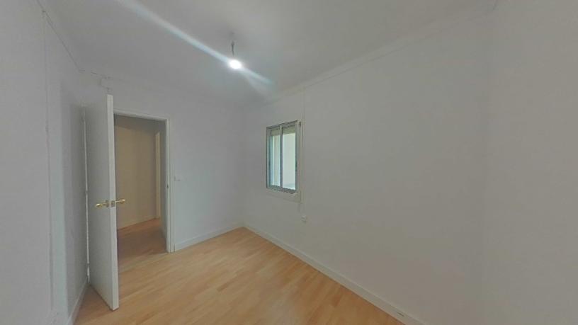 Flat for sale in calle Lluis Maria Vidal
