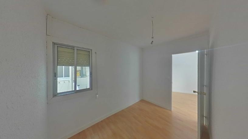 Flat for sale in calle Lluis Maria Vidal