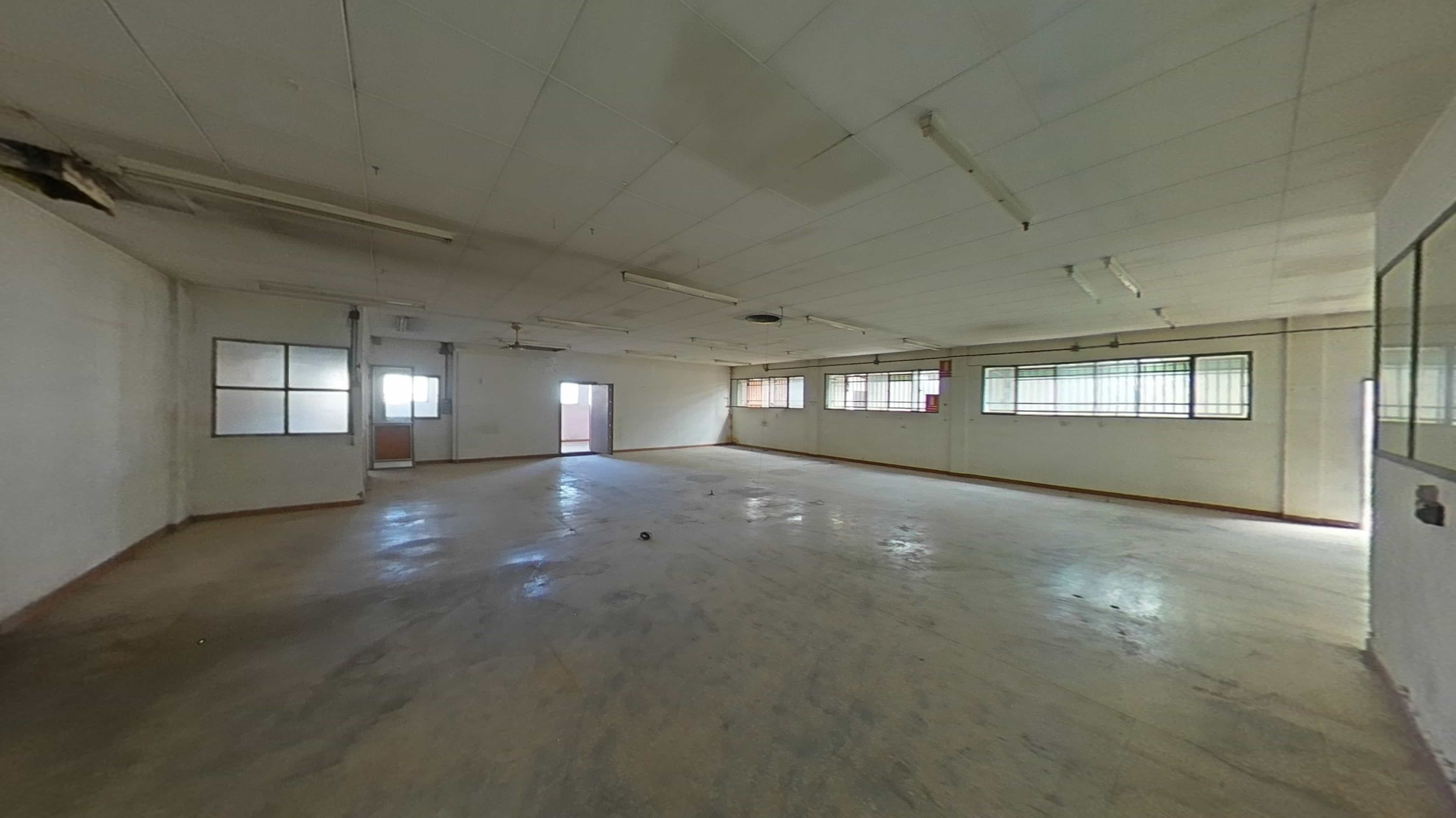 Warehouse for sale in calle Lloriana