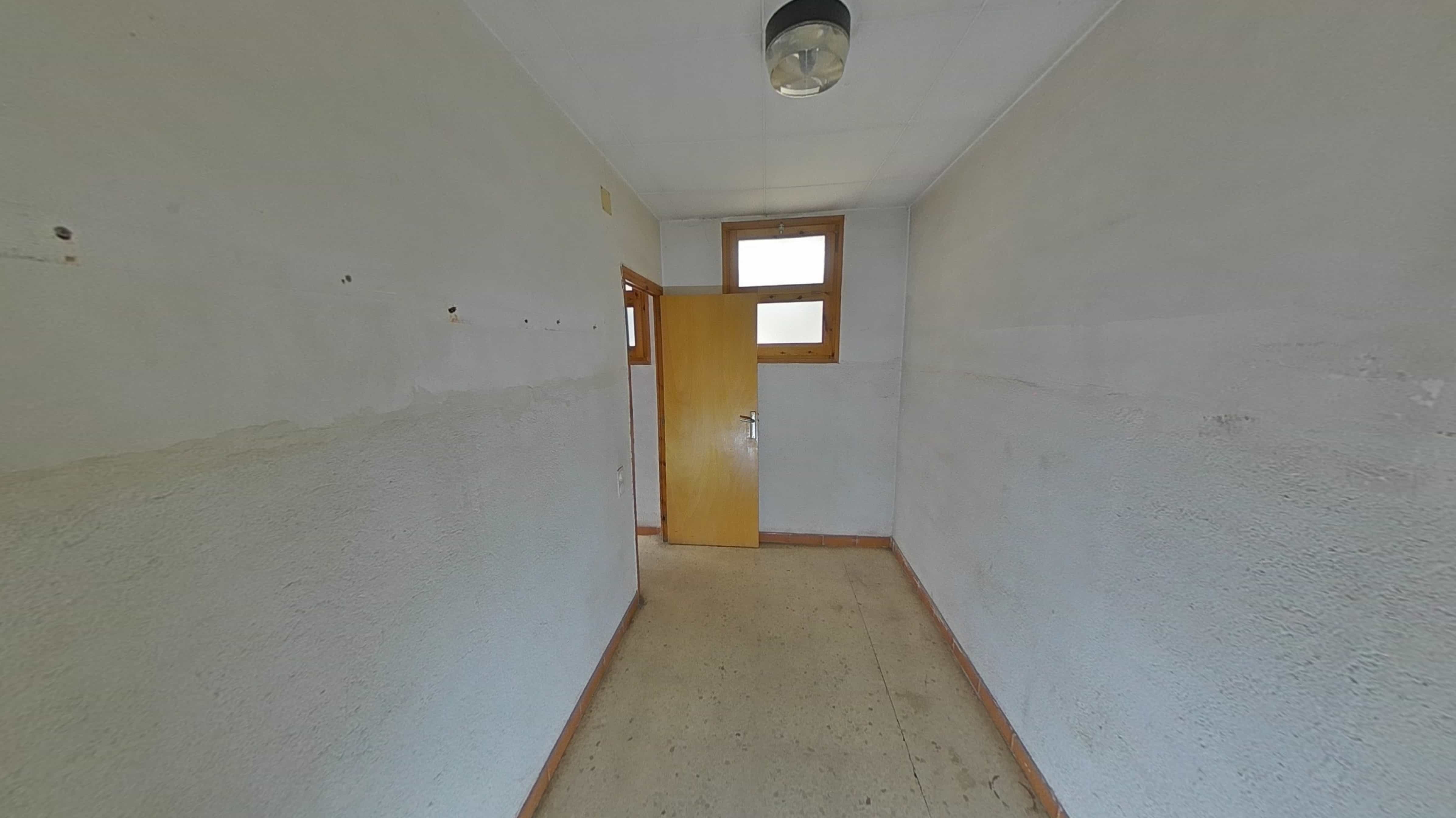 Warehouse for sale in calle Lloriana