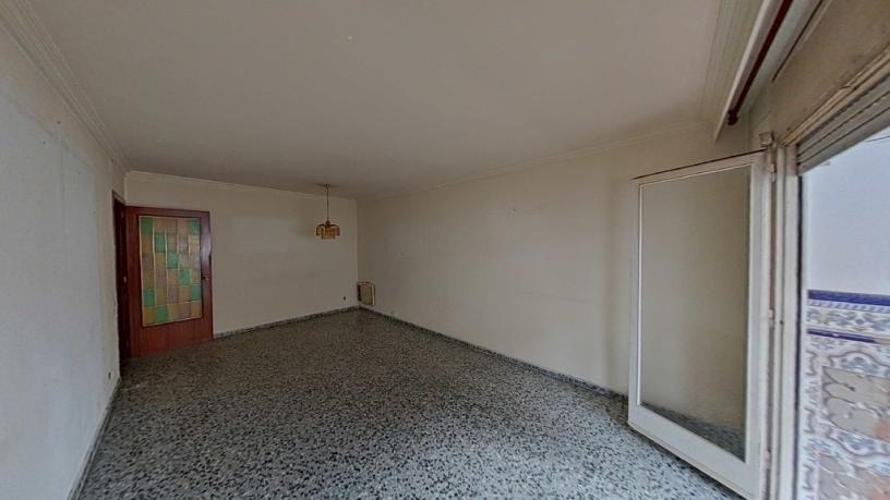 Flat for sale in psaje Escales