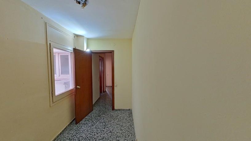 Flat for sale in psaje Escales