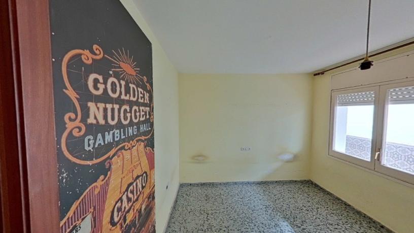 Flat for sale in psaje Escales