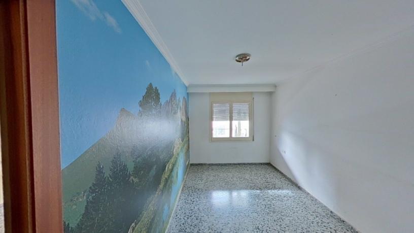 Flat for sale in psaje Escales