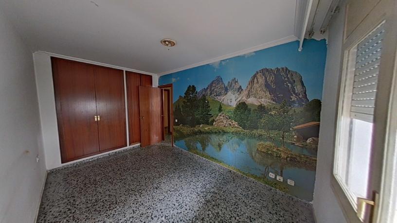 Flat for sale in psaje Escales