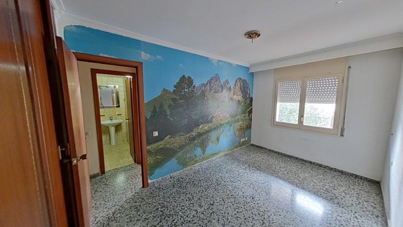 Flat for sale in psaje Escales