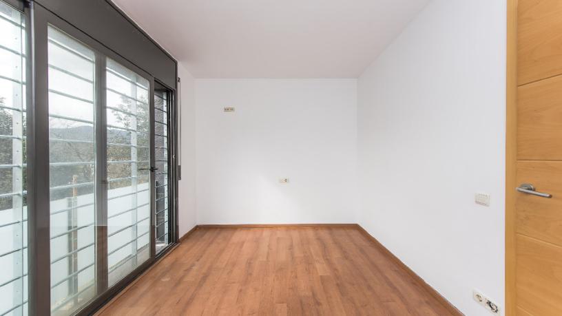 Townhouse for sale in calle Morera