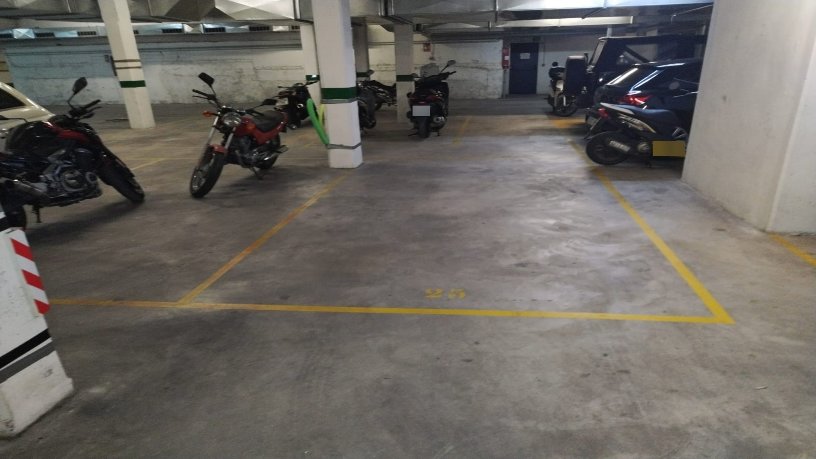 Garage à vendre à calle Jardí