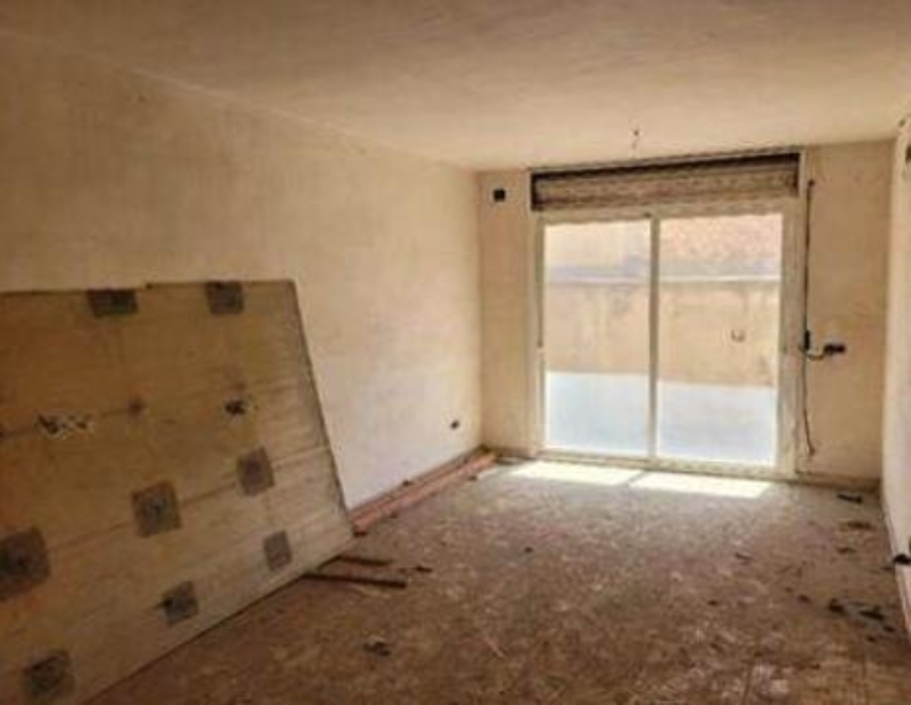 Work stopped for sale in calle Fra Jacint Coma I Galí