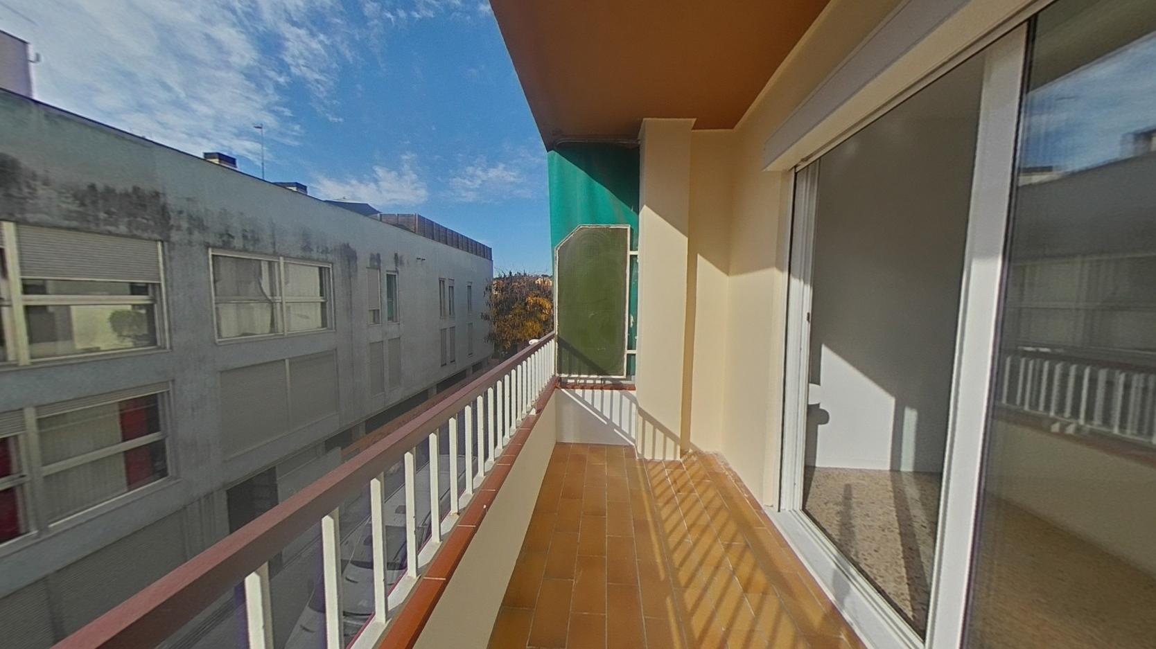 Piso en venta en calle  Antoni Gaudi 