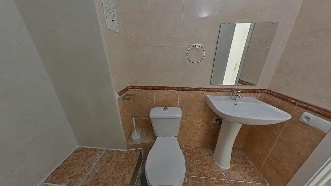 Piso en venta en calle  Narcis Monturiol