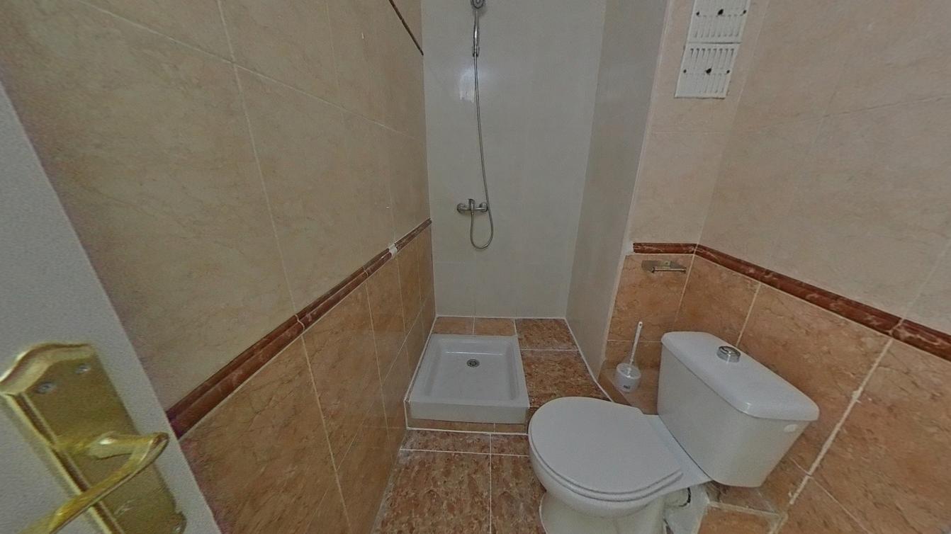 Piso en venta en calle  Narcis Monturiol