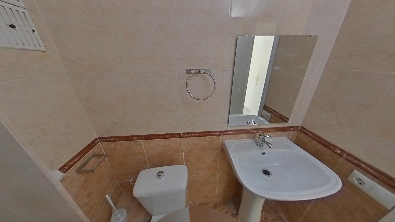 Piso en venta en calle  Narcis Monturiol