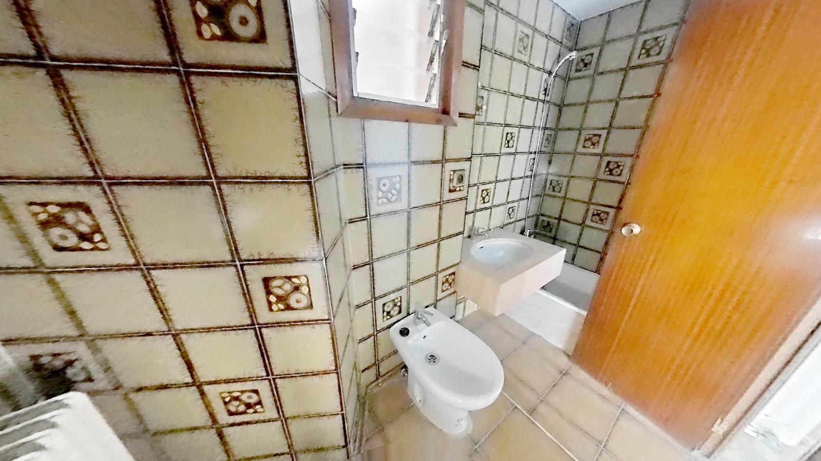Piso en venta en calle  Equador
