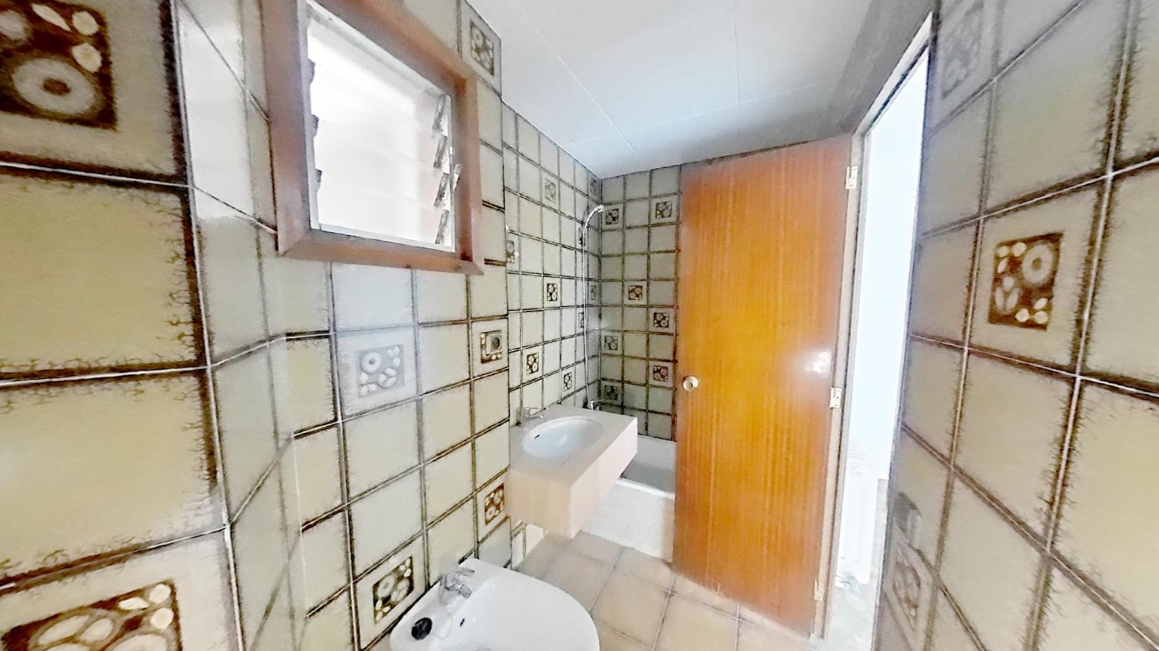 Piso en venta en calle  Equador