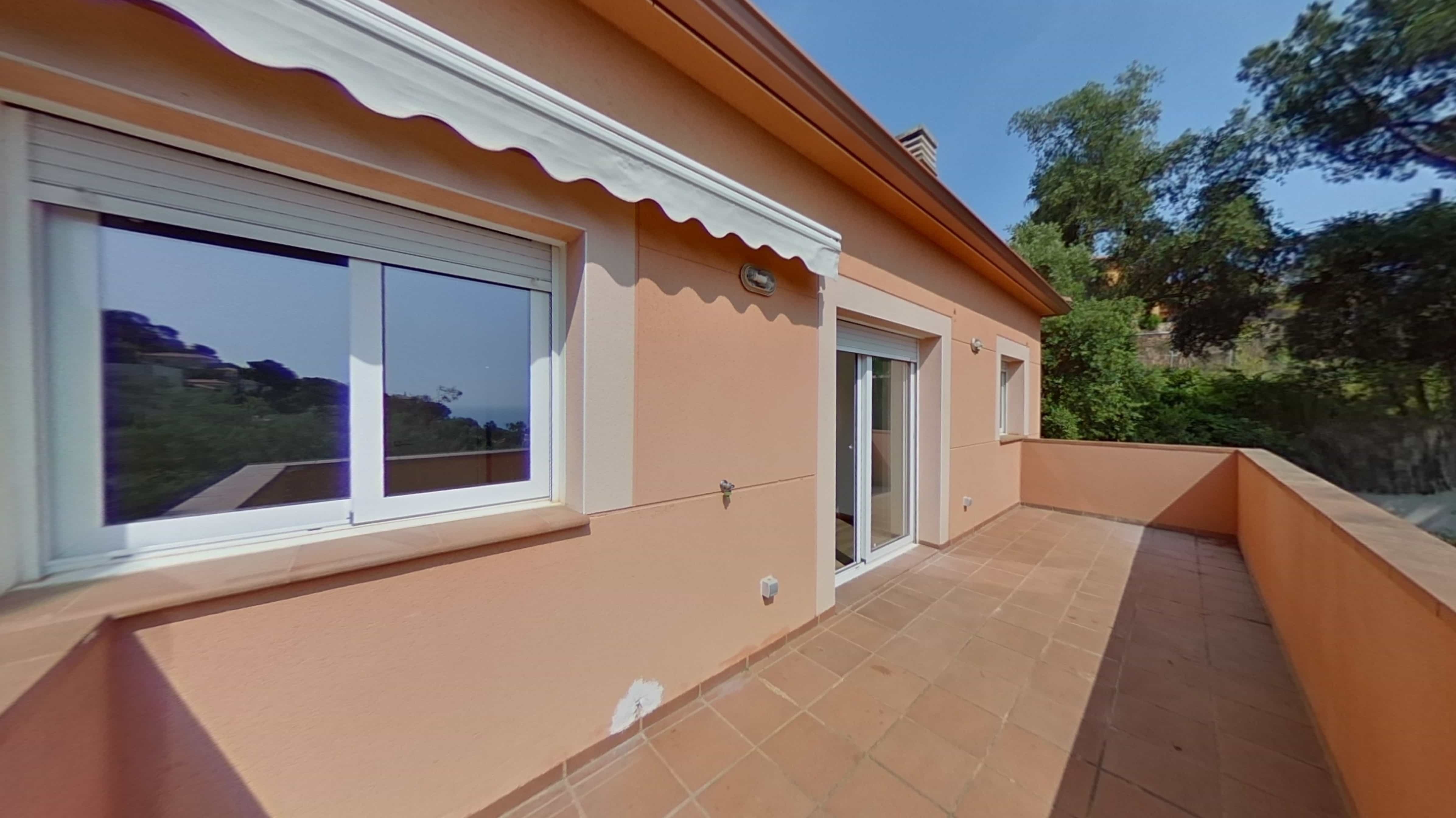 House for sale in calle Violetes