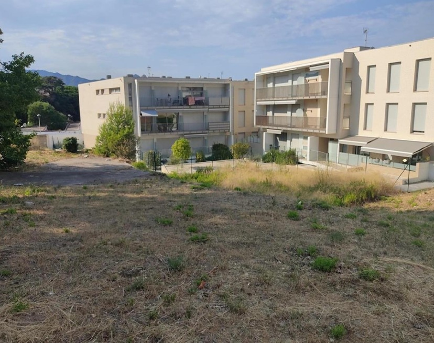 Urban ground for sale in calle Port de la Selva