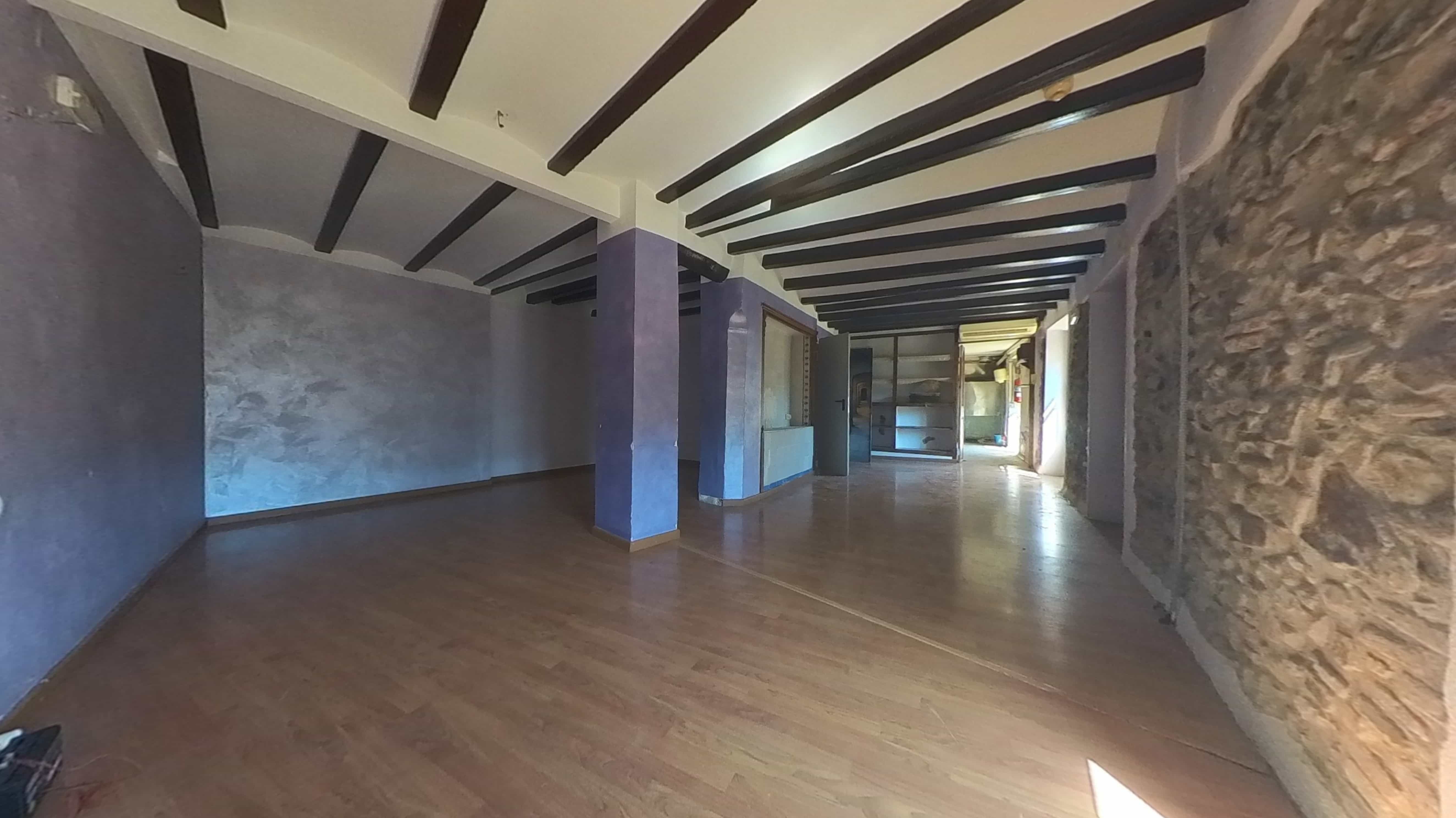 Chalet adosado en venta en calle Secares