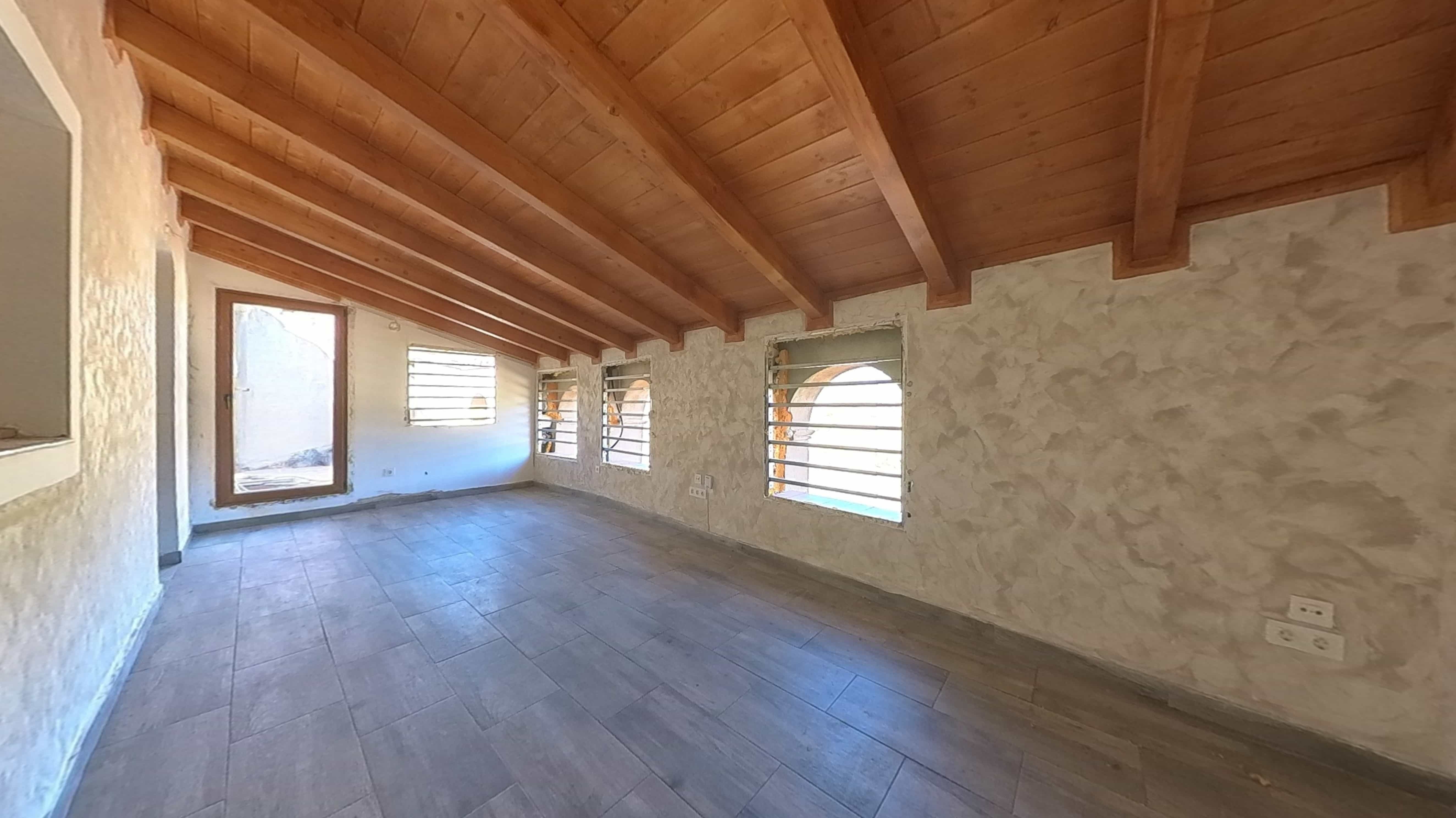 Chalet adosado en venta en calle Secares