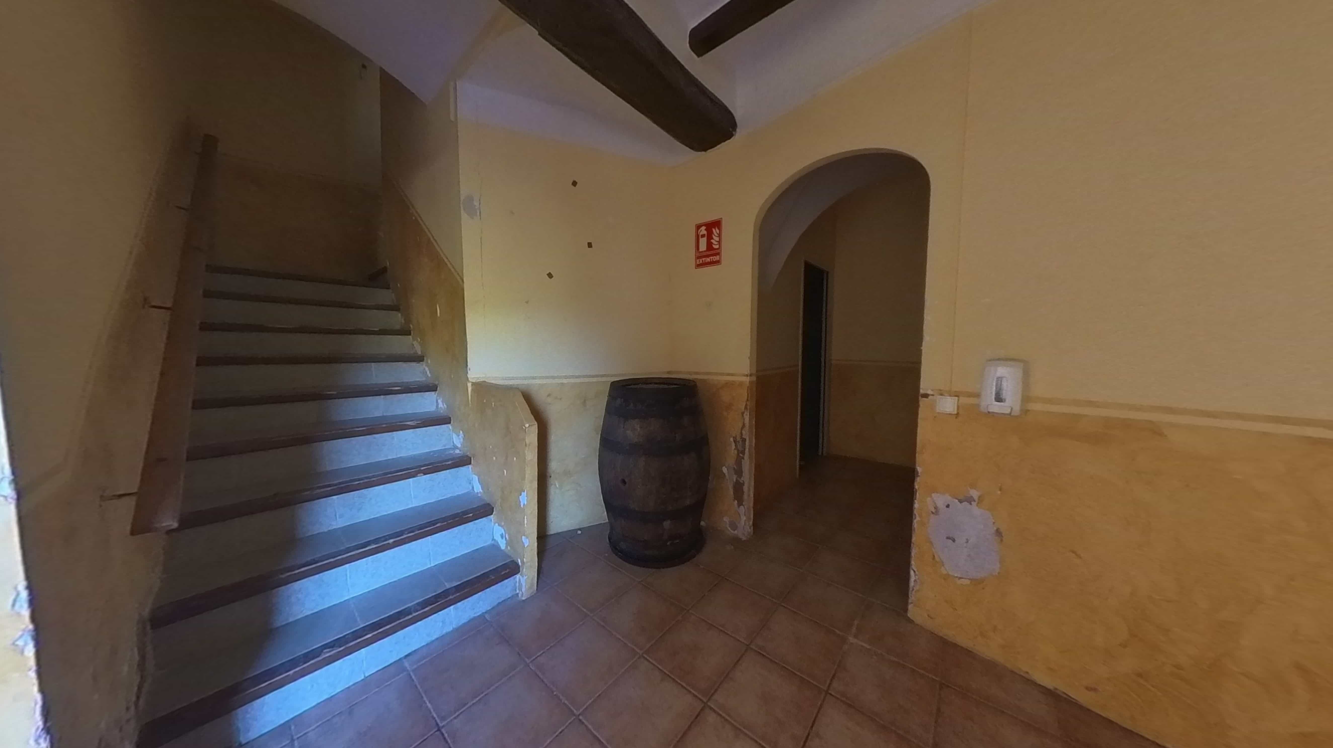 Chalet adosado en venta en calle Secares