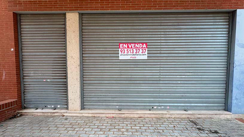 Locaux commerciaux à vendre à calle Josep Irla I Bosch