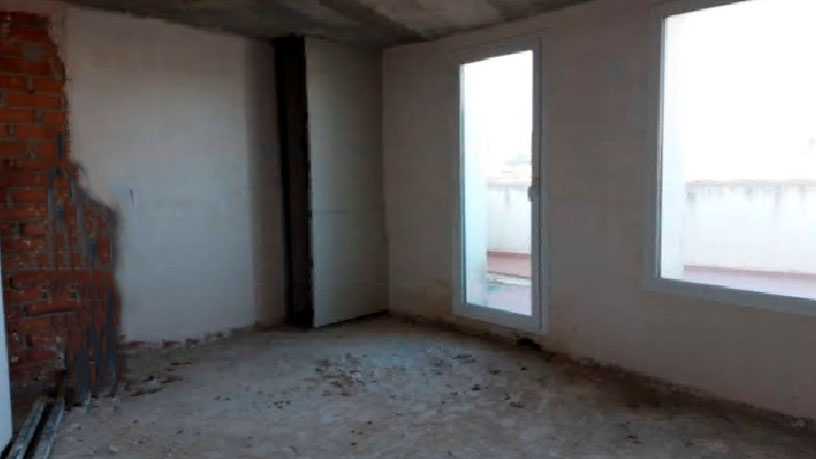 Obra parada en venta en avda Lledoners -pagesia Catalana-