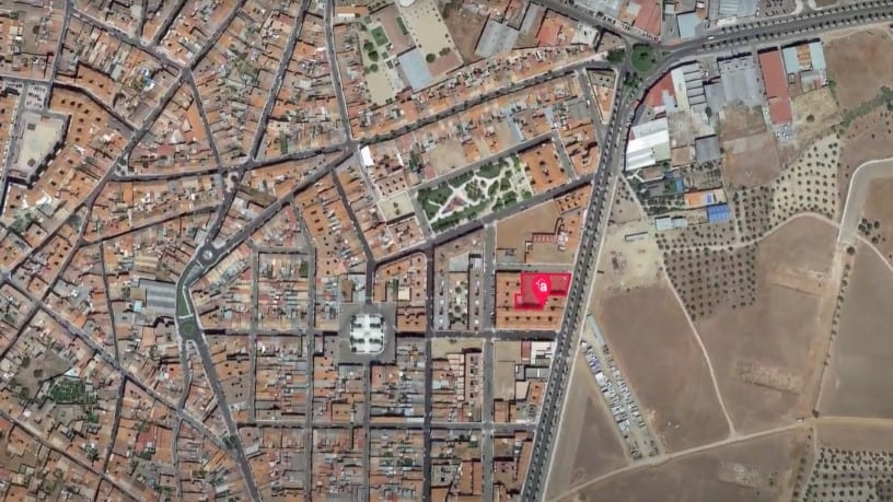 Urban ground for sale in avda De Cordoba Esquina C/ Cornalvo S/n