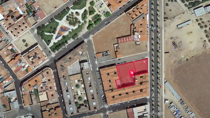 Terreno urbano en venta en calle Cornalvo