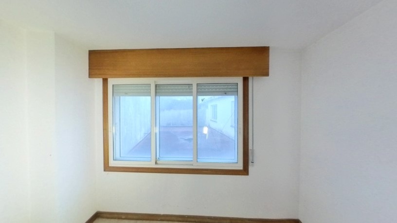 Commercial premises for sale in calle Santa Marta de Arriba