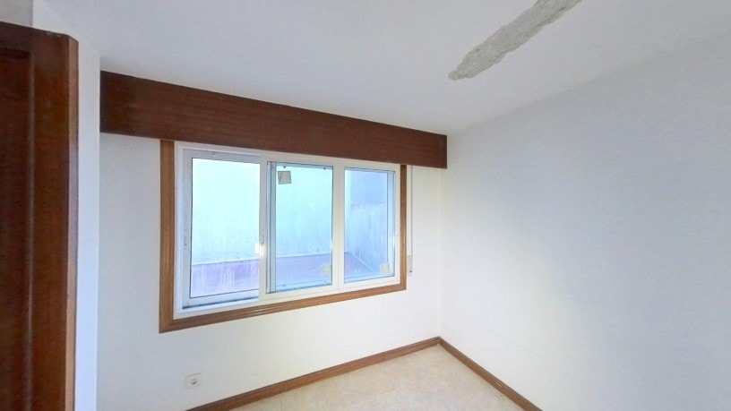 Commercial premises for sale in calle Santa Marta de Arriba