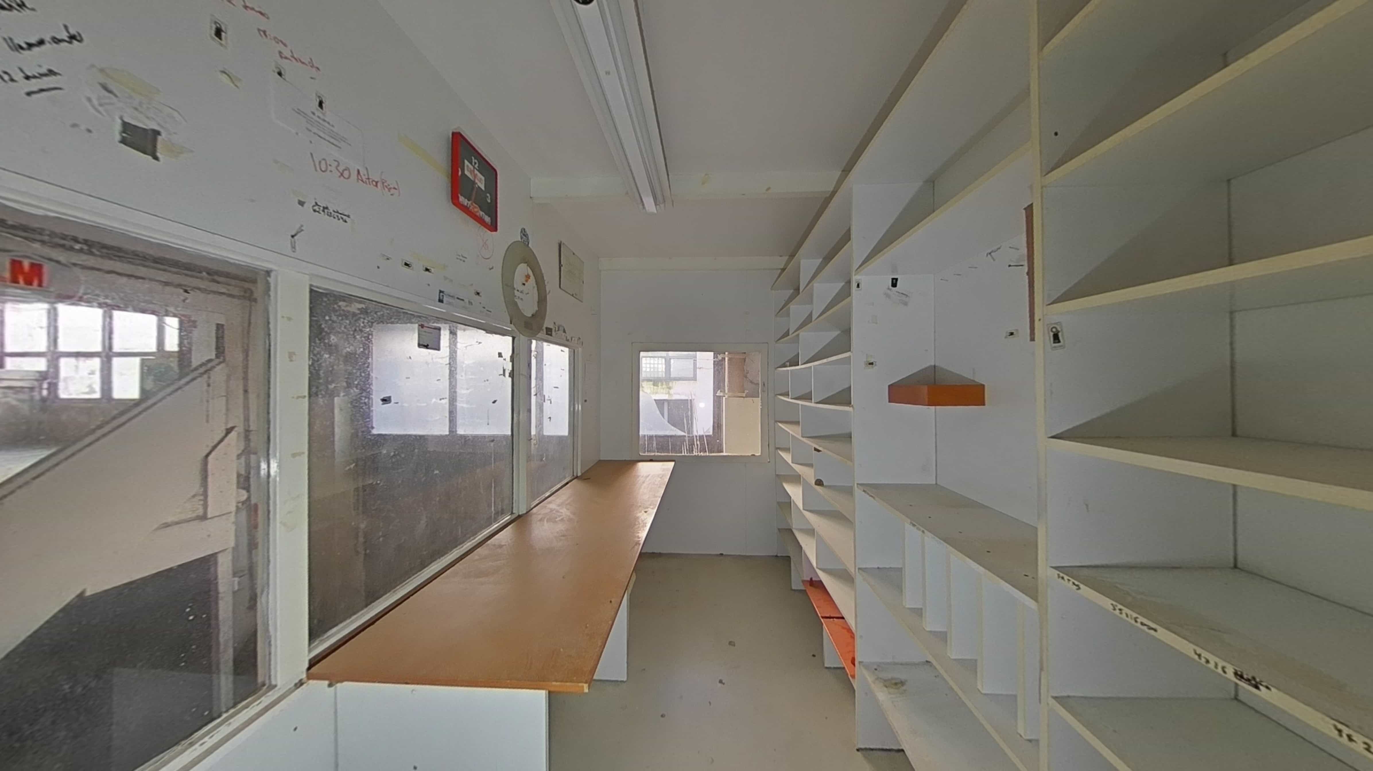 Local en venta en calle De la Merced