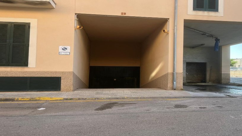 Garage for sale in calle Corts