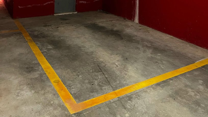 Garage for sale in calle Corts