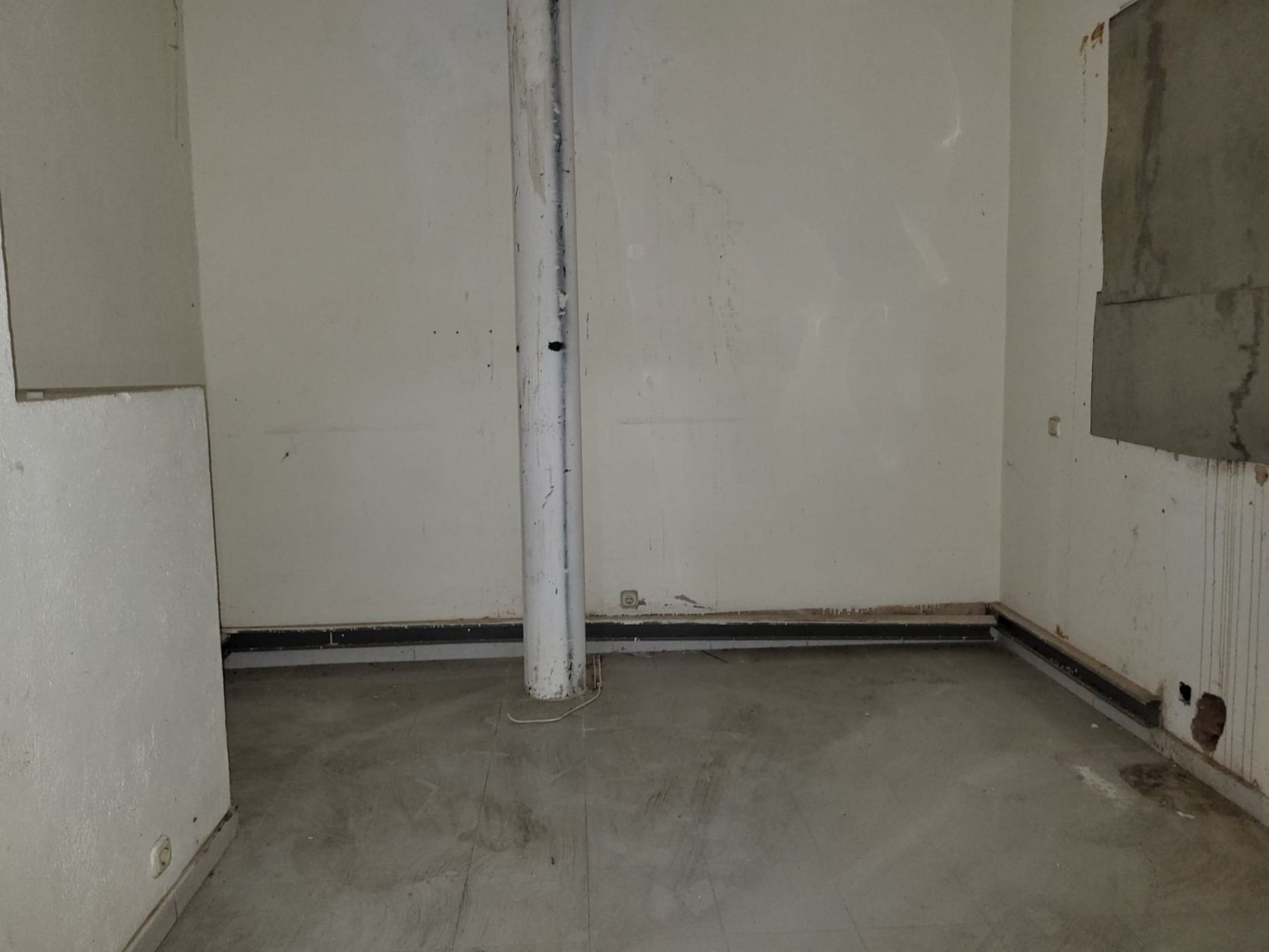 Industrial unit for sale in calle Eras de Santa Lucia