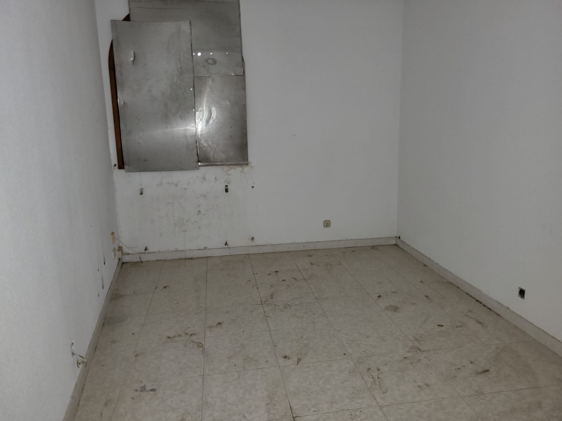 Industrial unit for sale in calle Eras de Santa Lucia