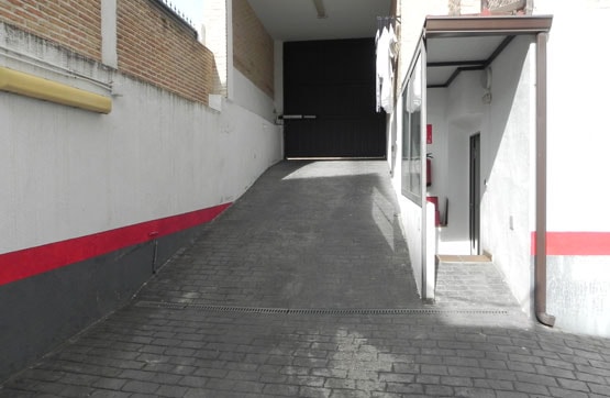 Garaje en venta en calle Manantial