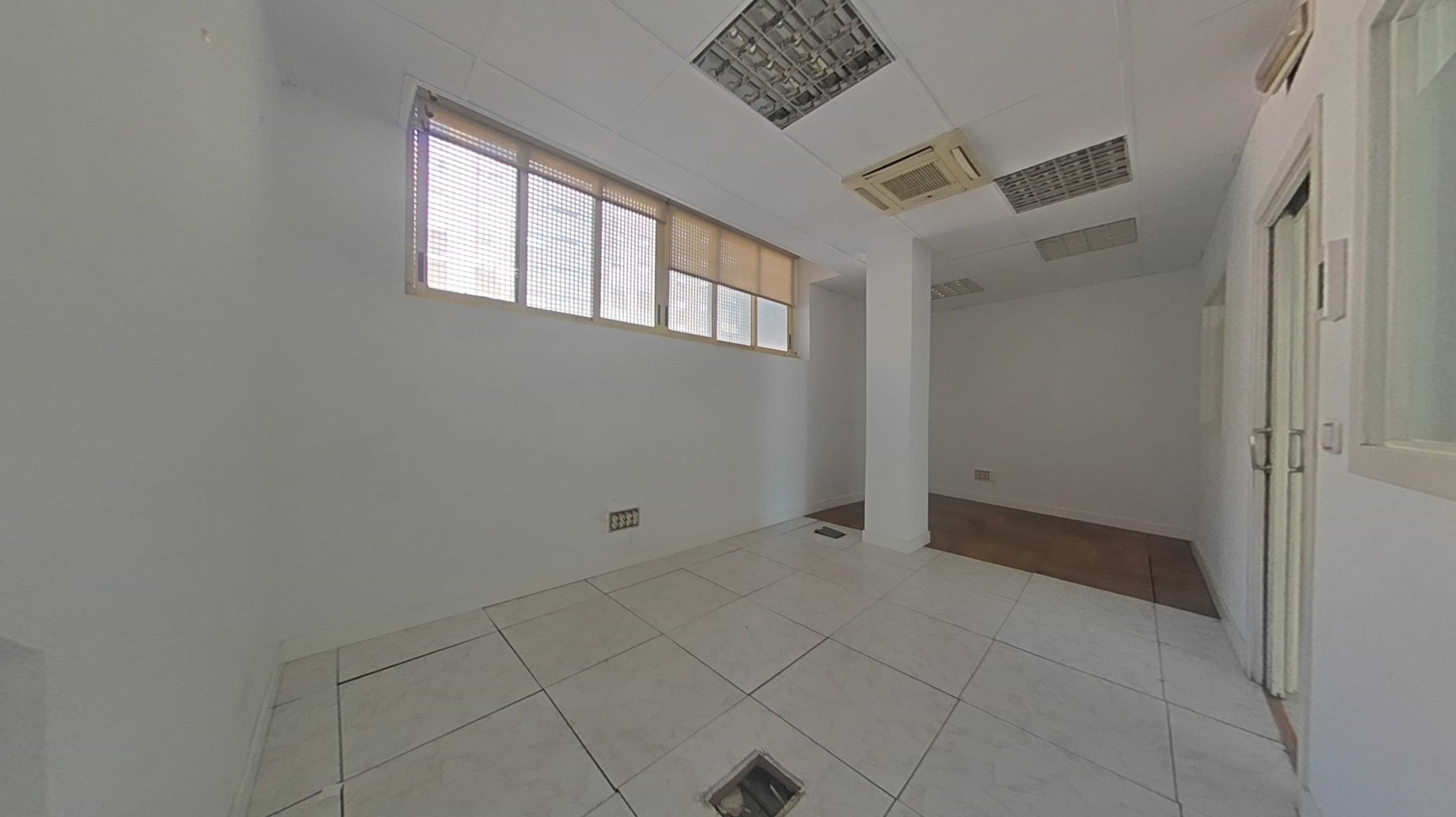 Office for sale in avda Del Pinar