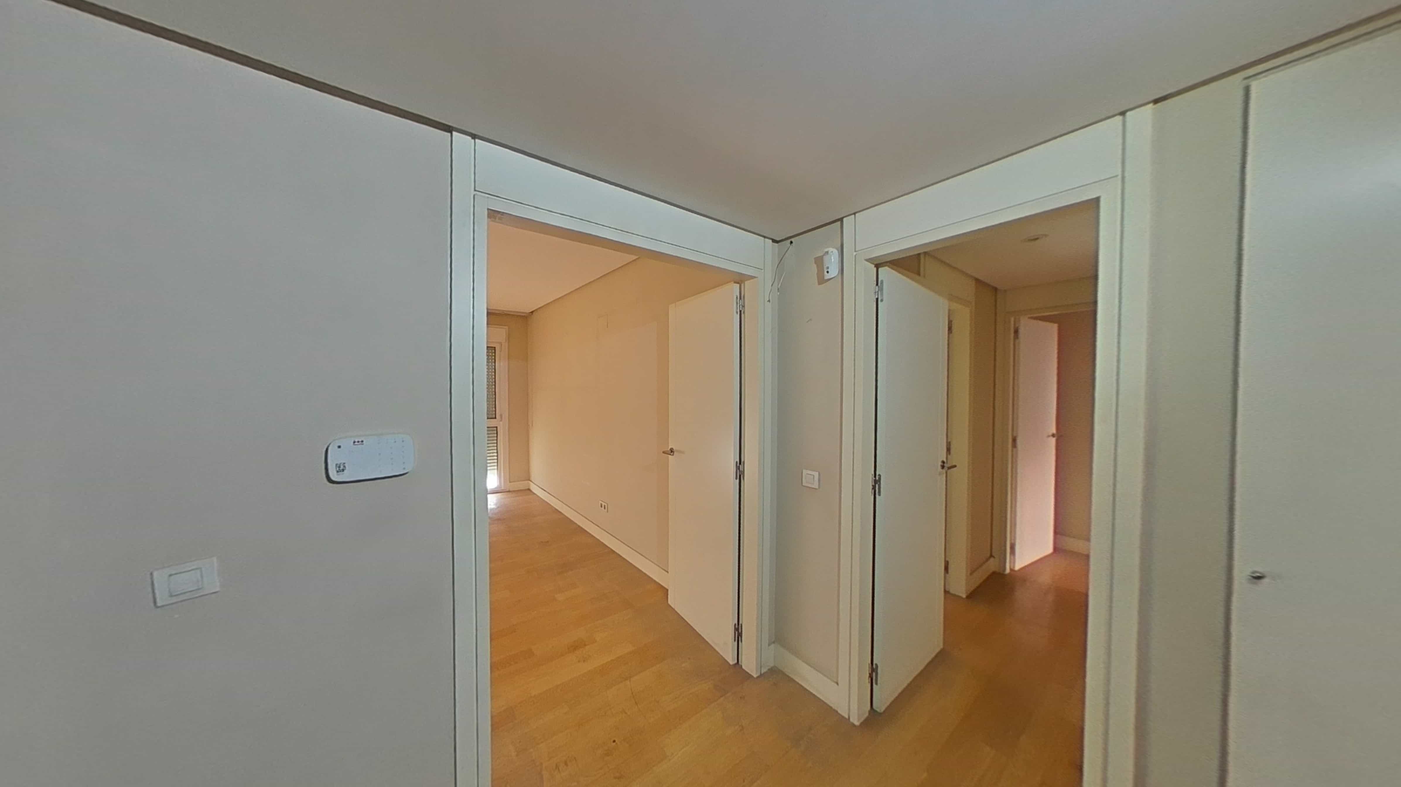 Piso en venta en calle Saavedra Fajardo