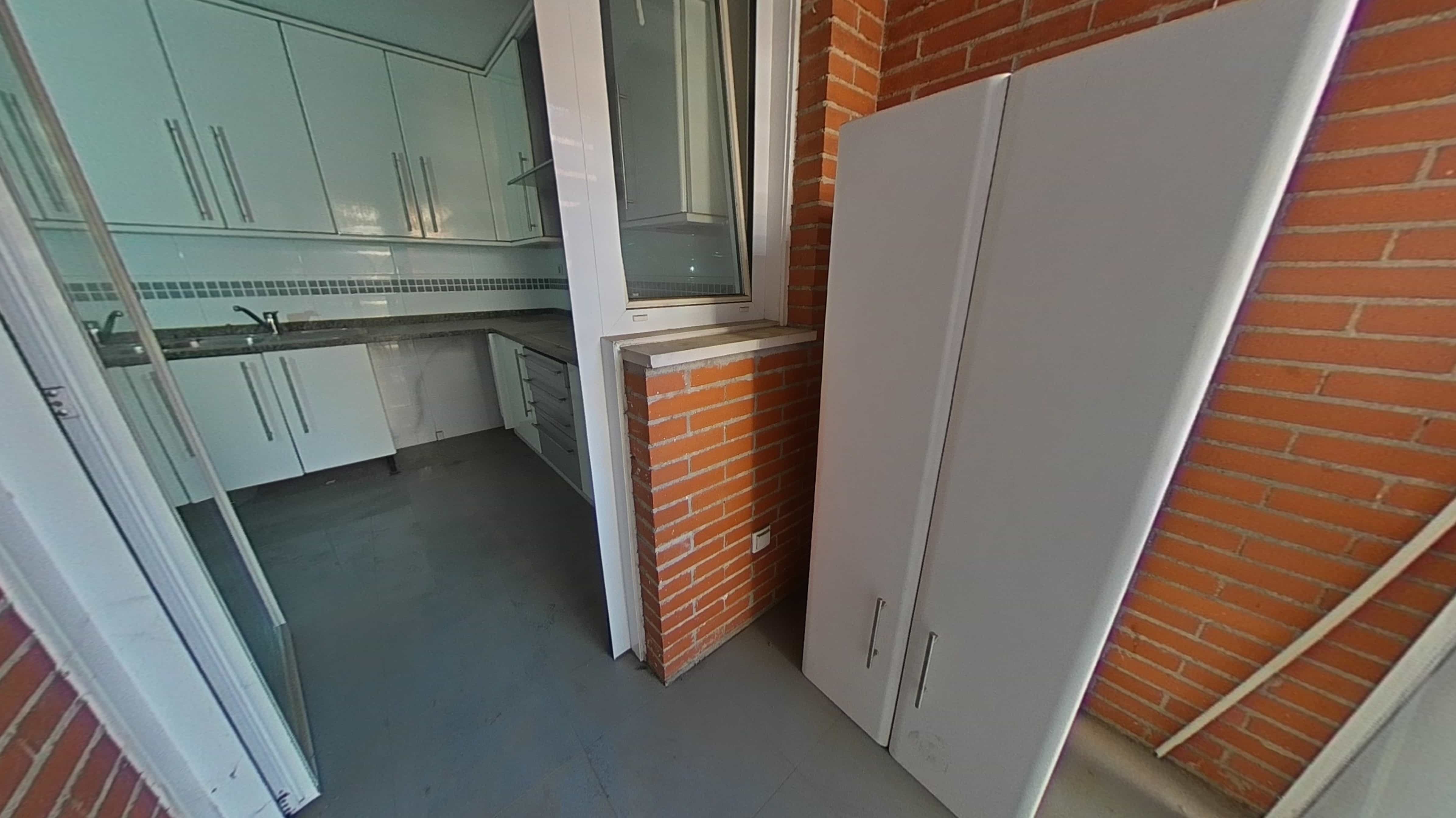 Piso en venta en calle Saavedra Fajardo