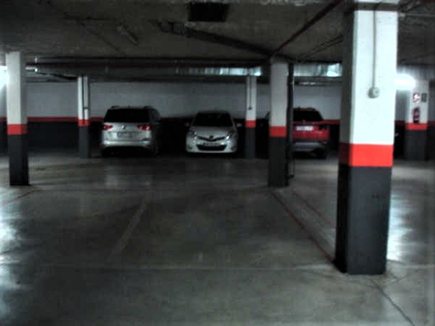Garage à vendre à calle Francisco Umbral
