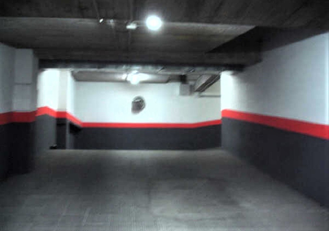 Garage for sale in calle Francisco Umbral
