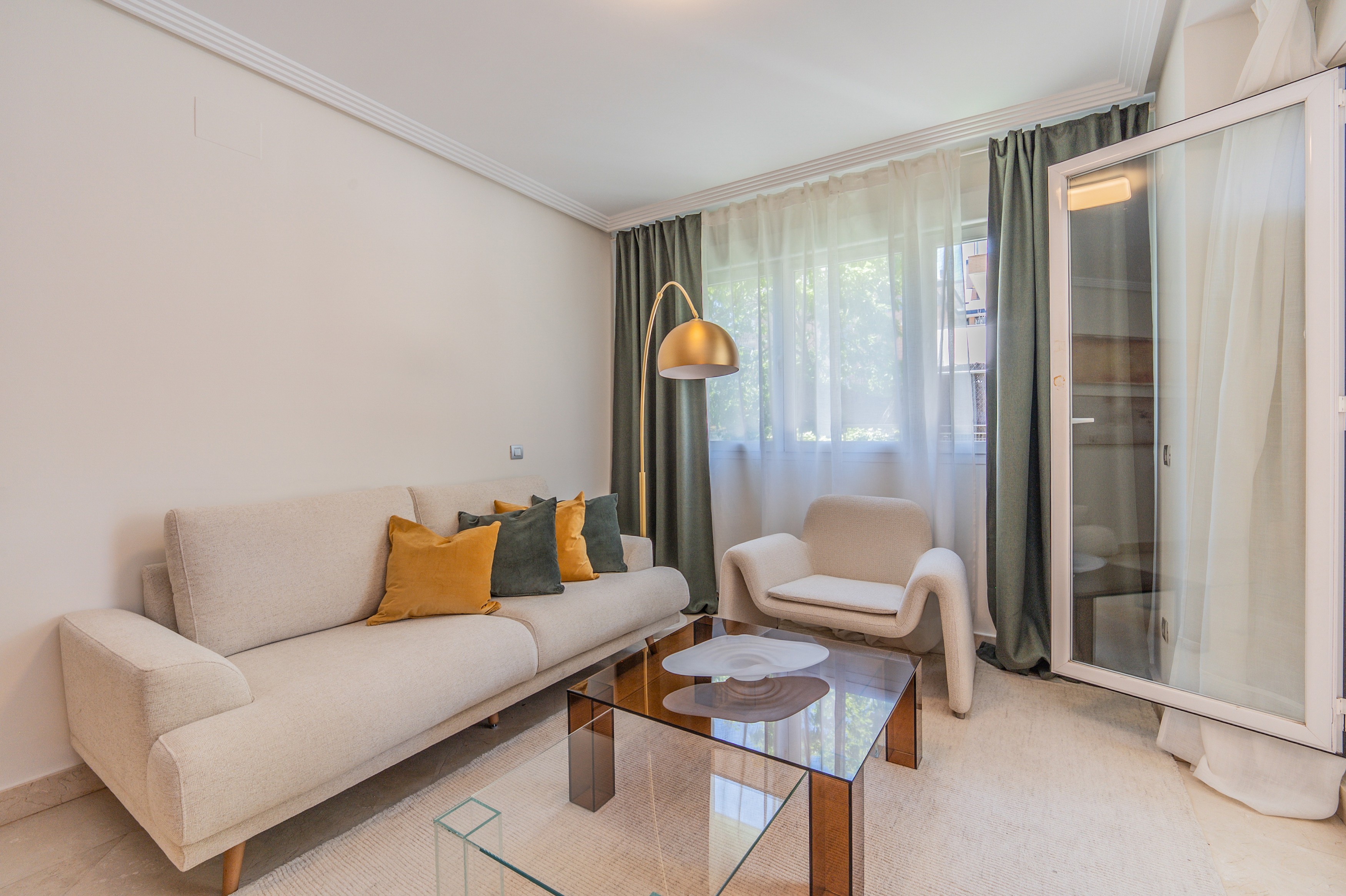 Piso en venta en calle Menendez Pidal