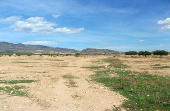 Terreno en venta en praje Del Lomo, Pol 6 Parc 192