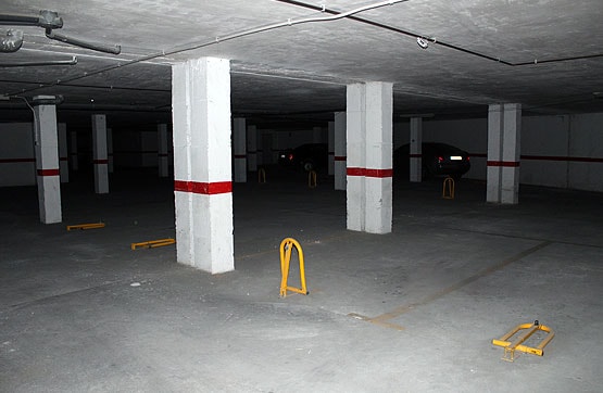 Garaje en venta en calle Tirso de Molina, 2-44