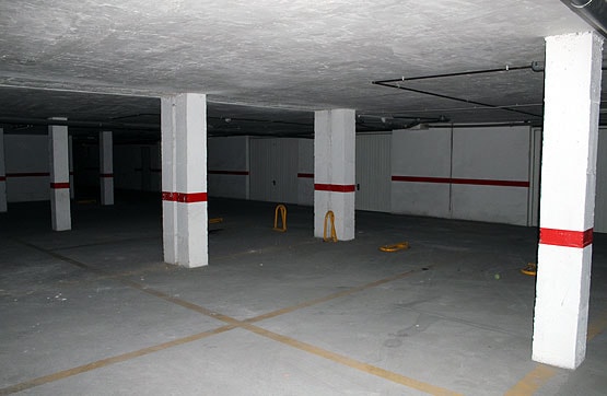 Garaje en venta en calle Tirso de Molina, 2-44